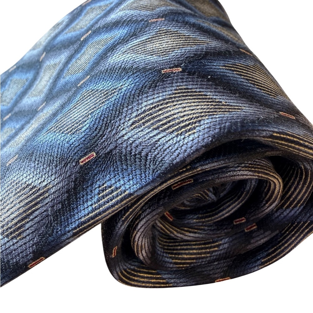 Sophisticated Blue and Gold Men's Tie